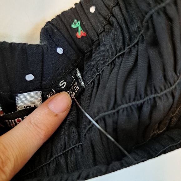 Dead Threads Goth Dress Sleeveless Petticoat Cherry Pattern Cherries Size Small - Picture 5 of 8